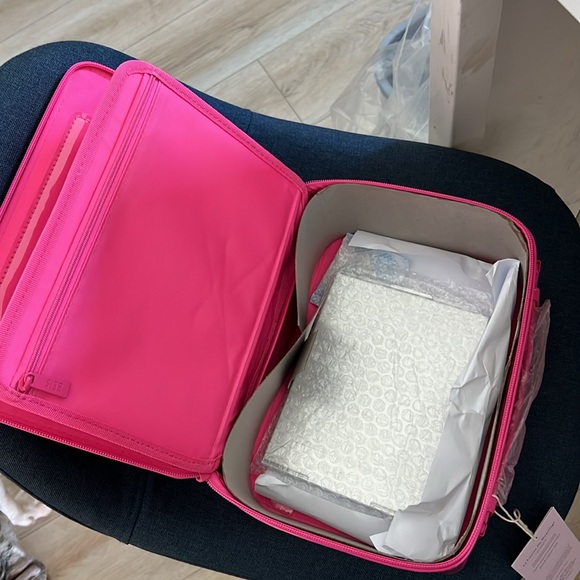 NWT Beis Barbie Cosmetic bag - Picture 5 of 6